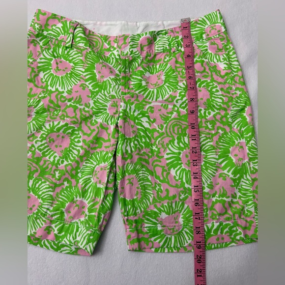 Lilly Pulitzer The Chipper Shorts Sunnyside Lion Print Green Pink Size 10 - Picture 4 of 13